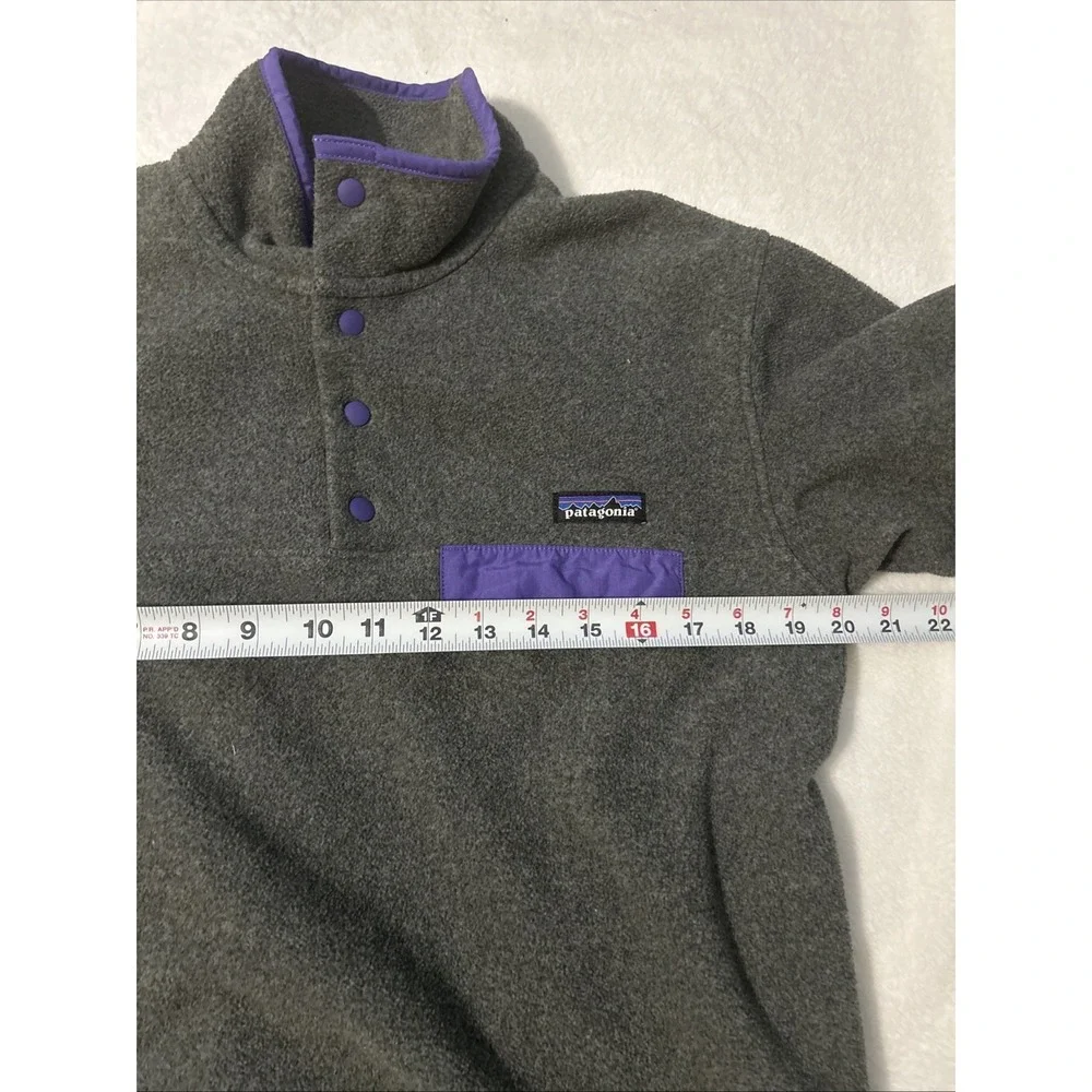Patagonia Pullover Womens M Gray Purple Synchilla Snap-T Fleece - Picture 8 of 8